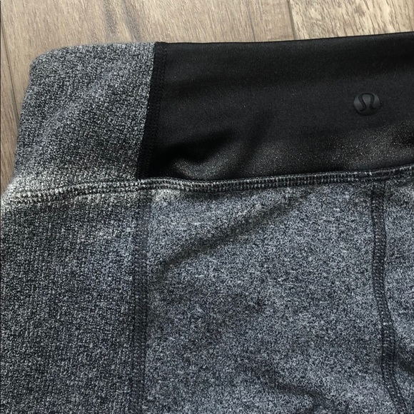 Lululemon Cropped Leggings - Picture 4 of 4